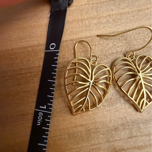 Soha Living Leaf Earrings NWOT - Picture 4 of 7